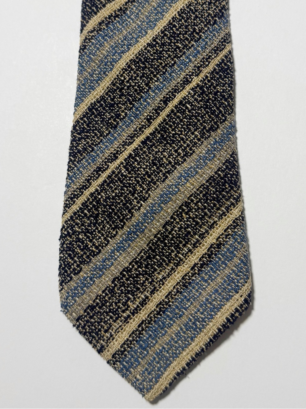 Vintage Glenn Laiken’s Alandales Textured Raw Silk Tie 1980s